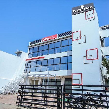 Oyo 3603 White Pearl Hotel Jabalpur Exterior foto