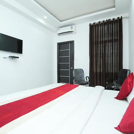 Oyo 3603 White Pearl Hotel Jabalpur Exterior foto